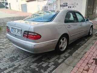 Mercedes-Benz Clase E 2000