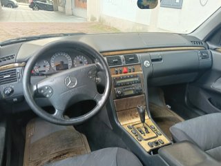 Mercedes-Benz Clase E 2000