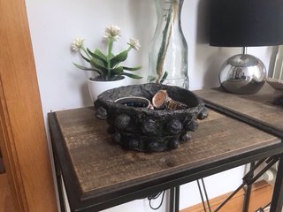 Prezioso set di ciotole decorative in simil pietra.