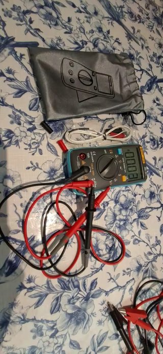 Multimetro digital BSIDE ZT102