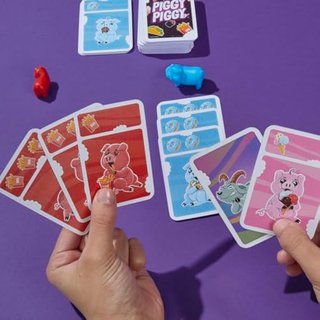 Hasbro Gaming Piggy Piggy, Juego de Cartas, 2 a 6 Jugadores, Planes al Aire Libre, Familia y Amigos, Regalo para Niños y Niñas de 7 Años o Más, Cerditos y Cabras