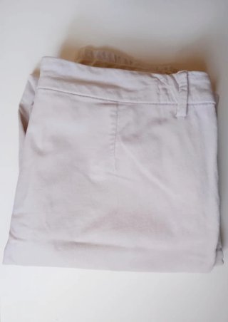Pantalón Massimo Dutti crema T.40