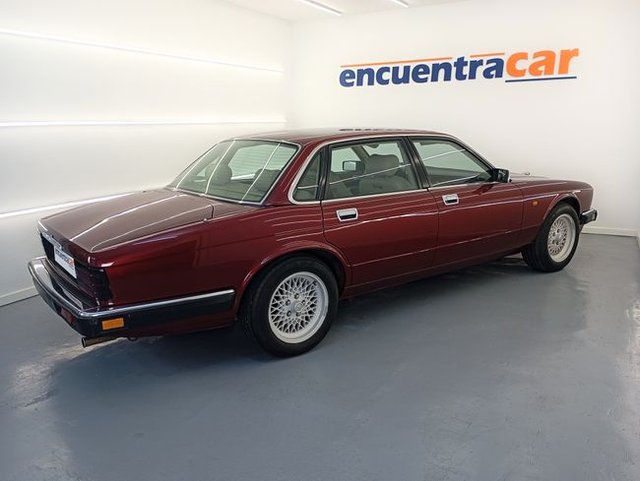 Jaguar XJ  6  3.2