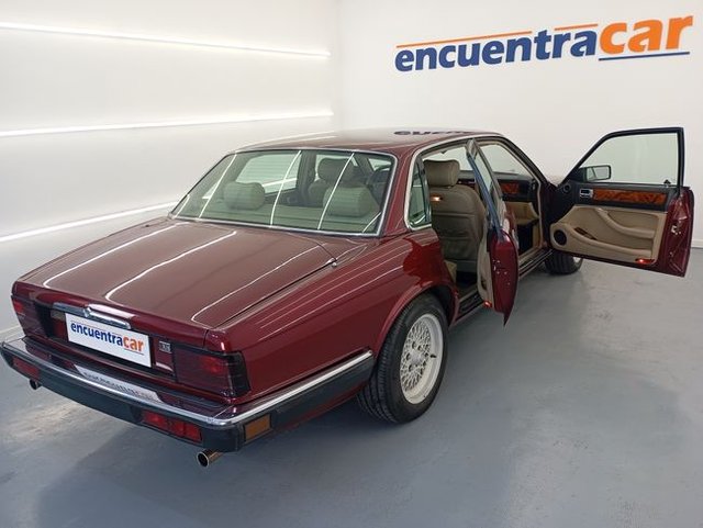 Jaguar XJ  6  3.2