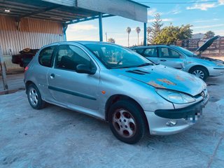 Peugeot 206 1.6 G 1998