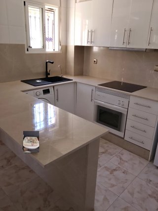 Encimeras de cocina y baño a medida