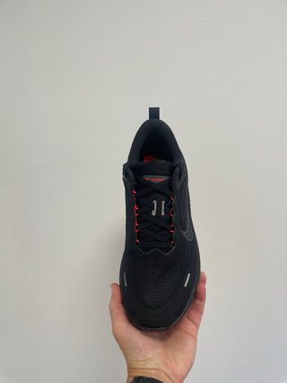 Nike Vomero Plus Negro