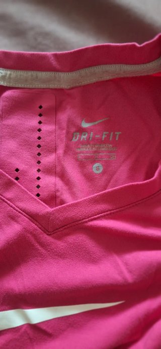 Conjunto Nike Top e Calções Rosa e Preto