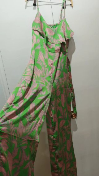 Mono Only verde y rosa estampado floral