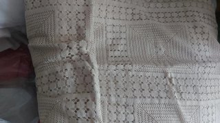 Copriletto bianco in pizzo