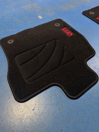 Alfombrillas VW Passat B8 2014 GTI a estrenar