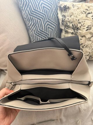 Bolso-Mochila Nine West Beige