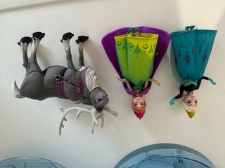 Castelo Frozen com Luzes e Música