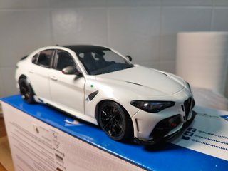 Maqueta Coche 1:18 Alfa Romeo Giulia GTA