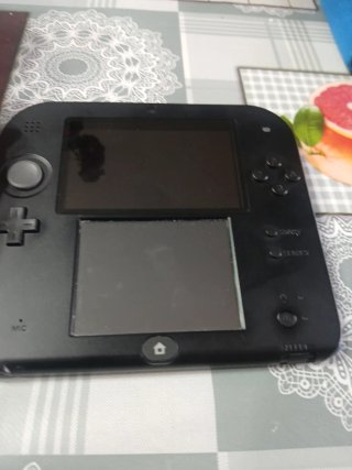 Nintendo 2DS con custodia blu