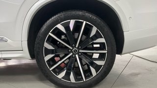 Volvo XC90 2025