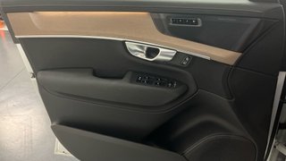 Volvo XC90 2025