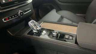 Volvo XC90 2025