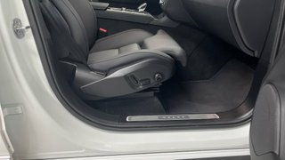 Volvo XC90 2025