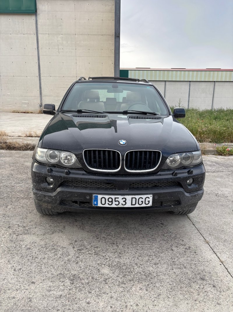 BMW X5 - foto 1