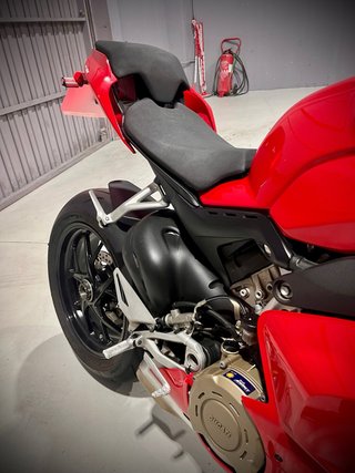 Ducati Panigale V4 Roja 2020