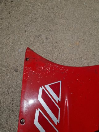 Tapa Lateral Izquierda VFR 750 Roja