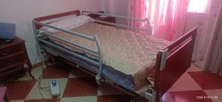 Cama articulada eléctrica Invacare