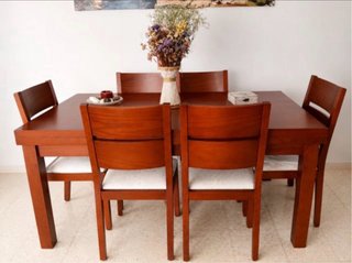 Mesa y 4 Sillas Madera Maciza
