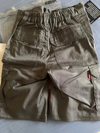 Pantalón corto Velilla