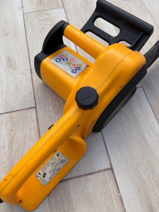 Motosierra electrica