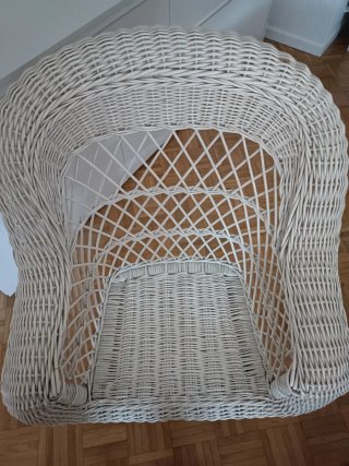 Sillón de mimbre blanco exterior