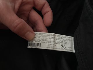 Pantalon tipo barrel negro Stradivarius negro