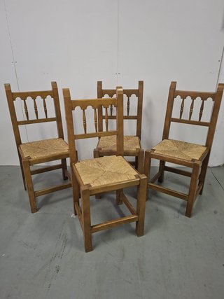 Pack de 2 sillas robustas de madera diseño rustico