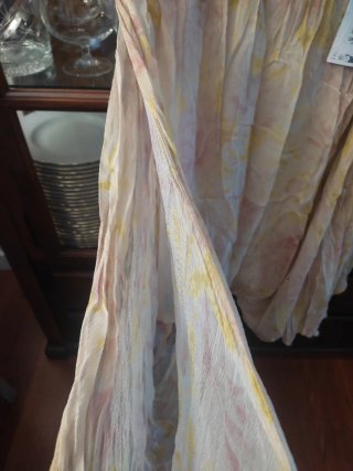 Camisa vaporosa S floral rosa y amarillo