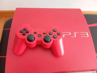 PS3 Edición Especial Roja + Juegos