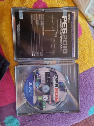 Juego PS4 PES 2018 Pro Evolution Soccer caja metal