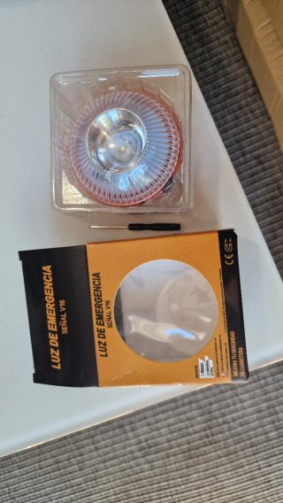 Baliza V16 Homologada Luz Emergencia