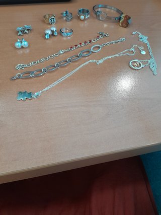 Joyas: Anillos, Pendientes, Pulseras