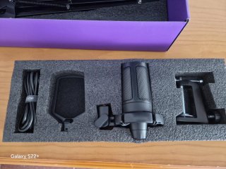 FIFINE A6T Micrófono Gaming RGB Boom Stand
