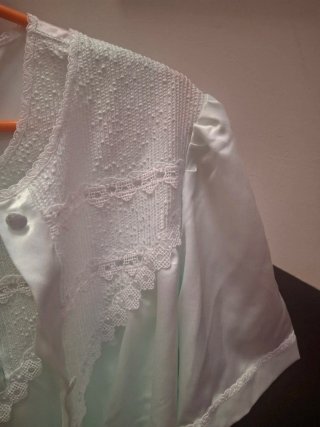 Bata y camisón encaje