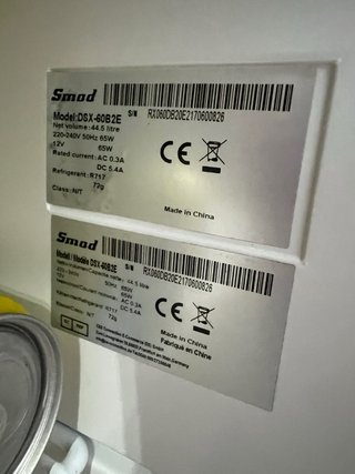 Nevera  smad 44,5L con cerradura.