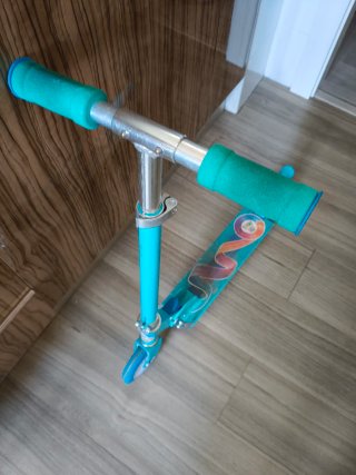 Patinete infantil azul
