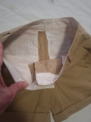 Pantalón corto marrón
