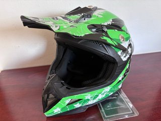 Casco motocross infantil Yema YM-211 Talla L NUEVO