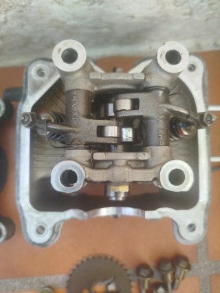 Culata, Tapa y Cilindro Peugeot Tweet 125,sym