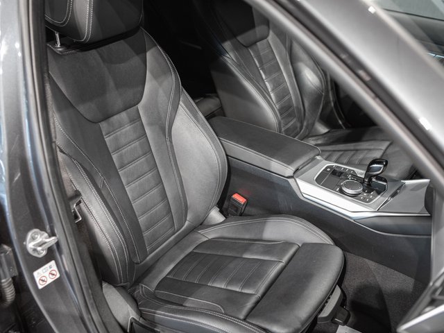 BMW 320d Touring xDrive M-Sport