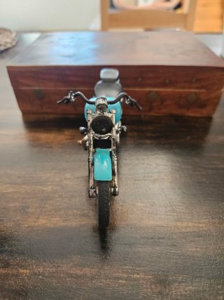 Moto Honda Shadow de colección azul