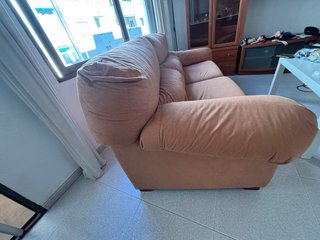 Sofá naranja de tela