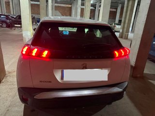 Peugeot 2008 2021