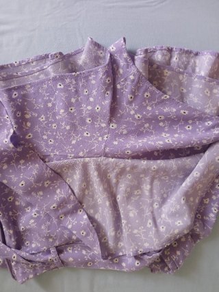 Conjunto falda pantalón floral lila y camiseta